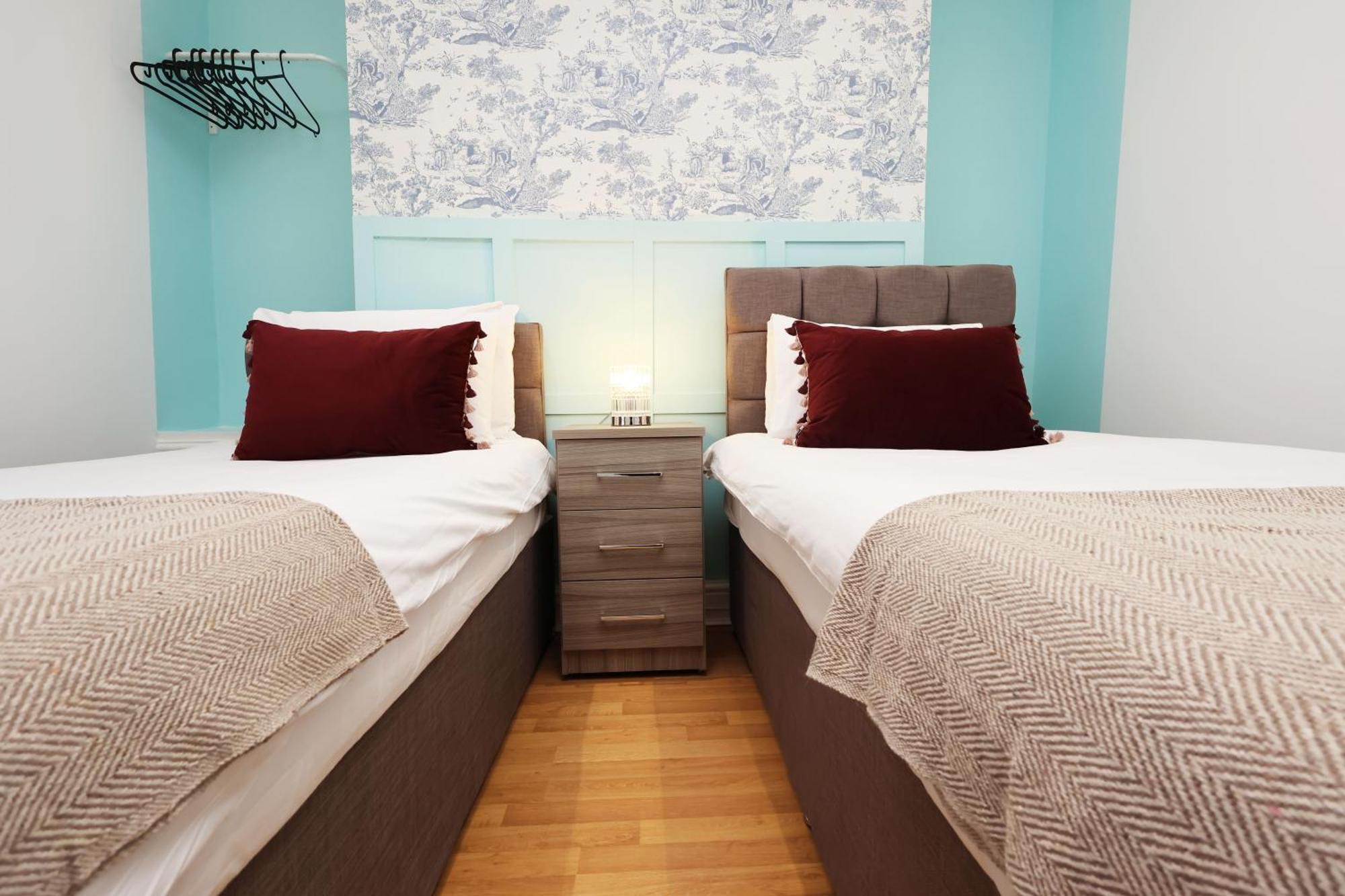 Viewing Deck, On-Street Parking, Tv In Every Room Swansea Ngoại thất bức ảnh